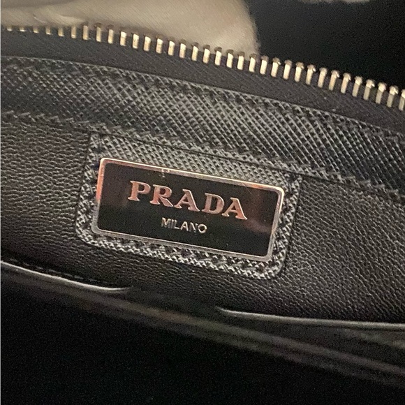 Prada suitcase/document bag - Picture 12 of 16